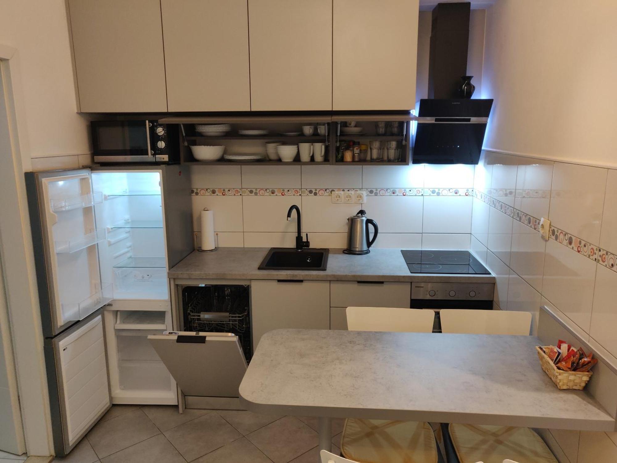 Apartman Renata Omiš Buitenkant foto